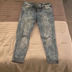 size 7 jeggings; sewn cuffs; mid rise